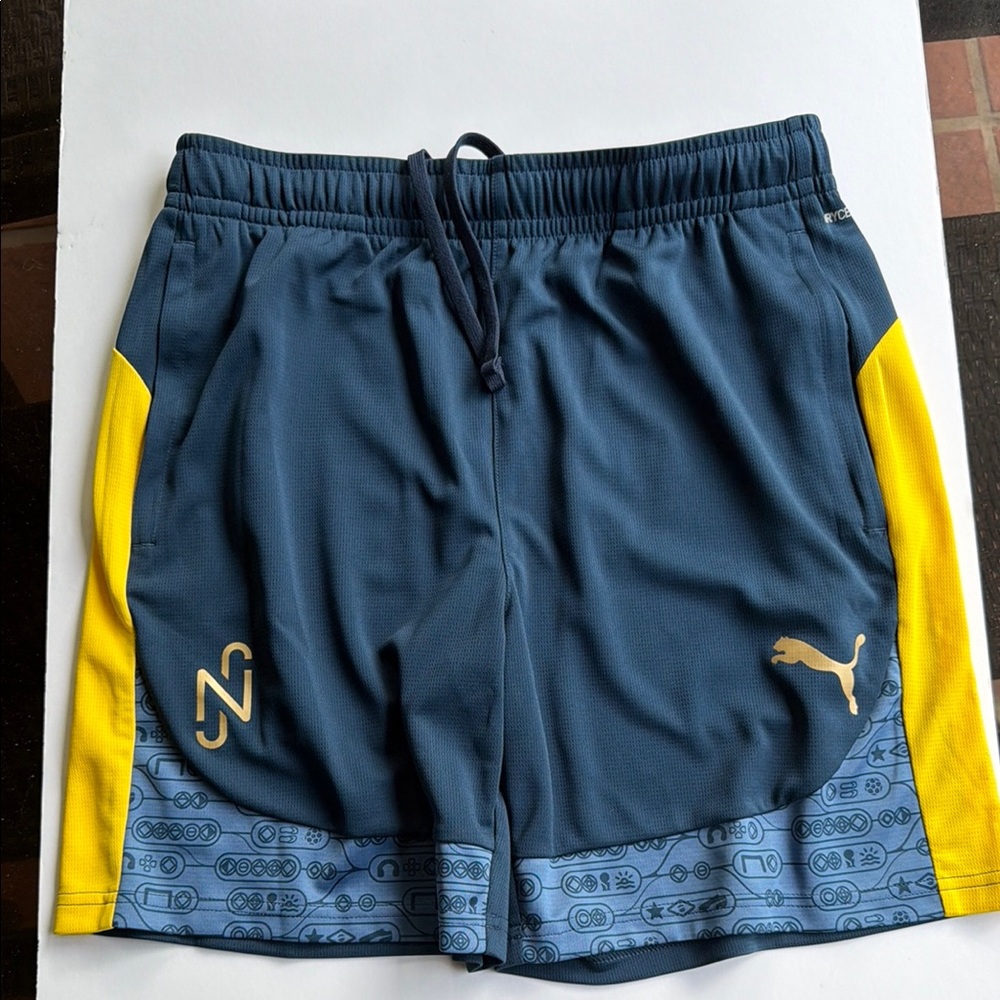 LIKE NEW: Puma Men's Navy & Yellow Athletic Shorts - Sz:  medium - (for soccer)